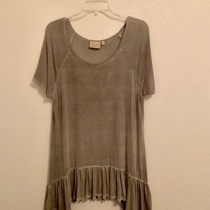 flowy boutique grey blouse